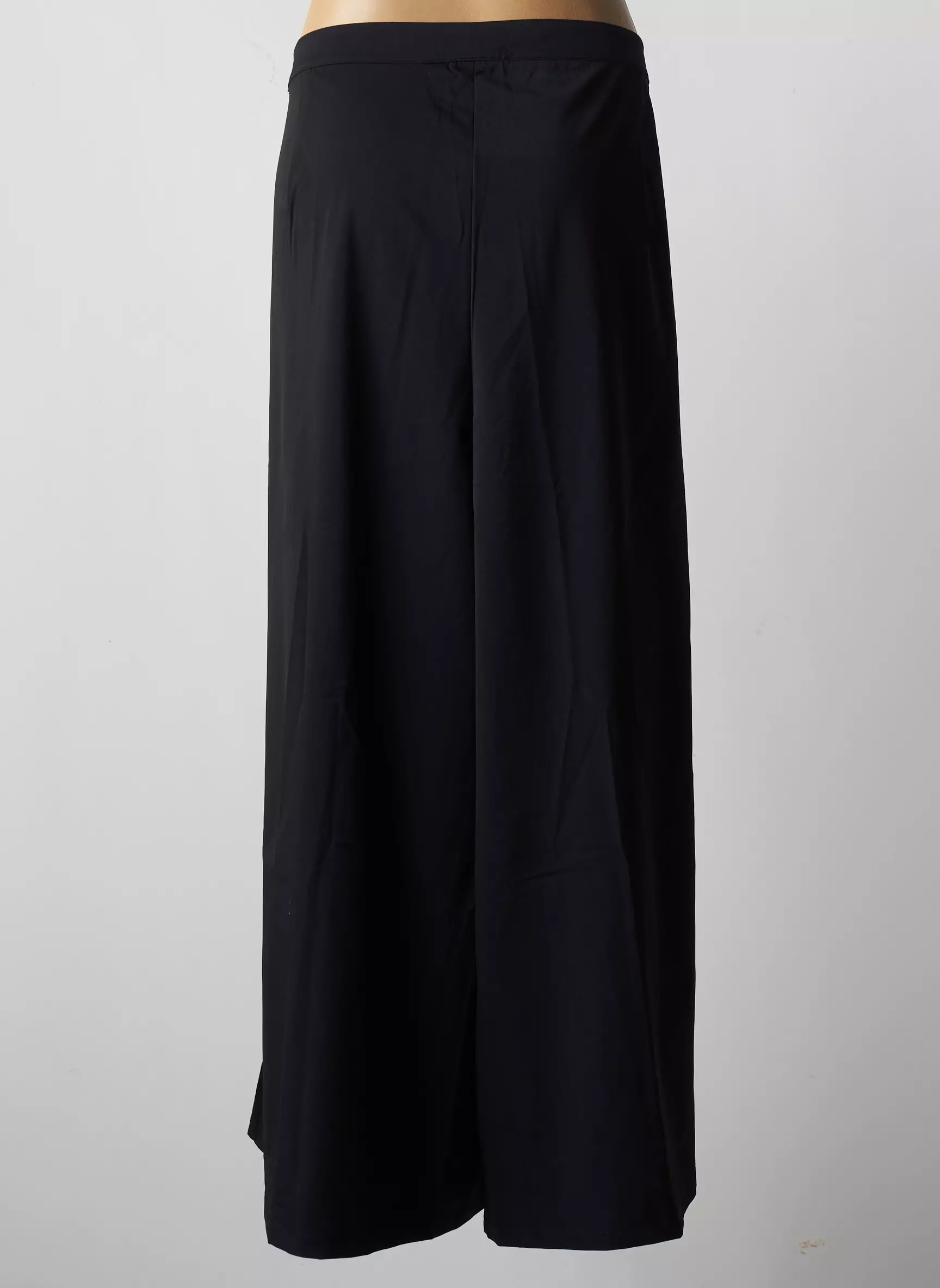 Maloka Pantacourts Femme couleur noir