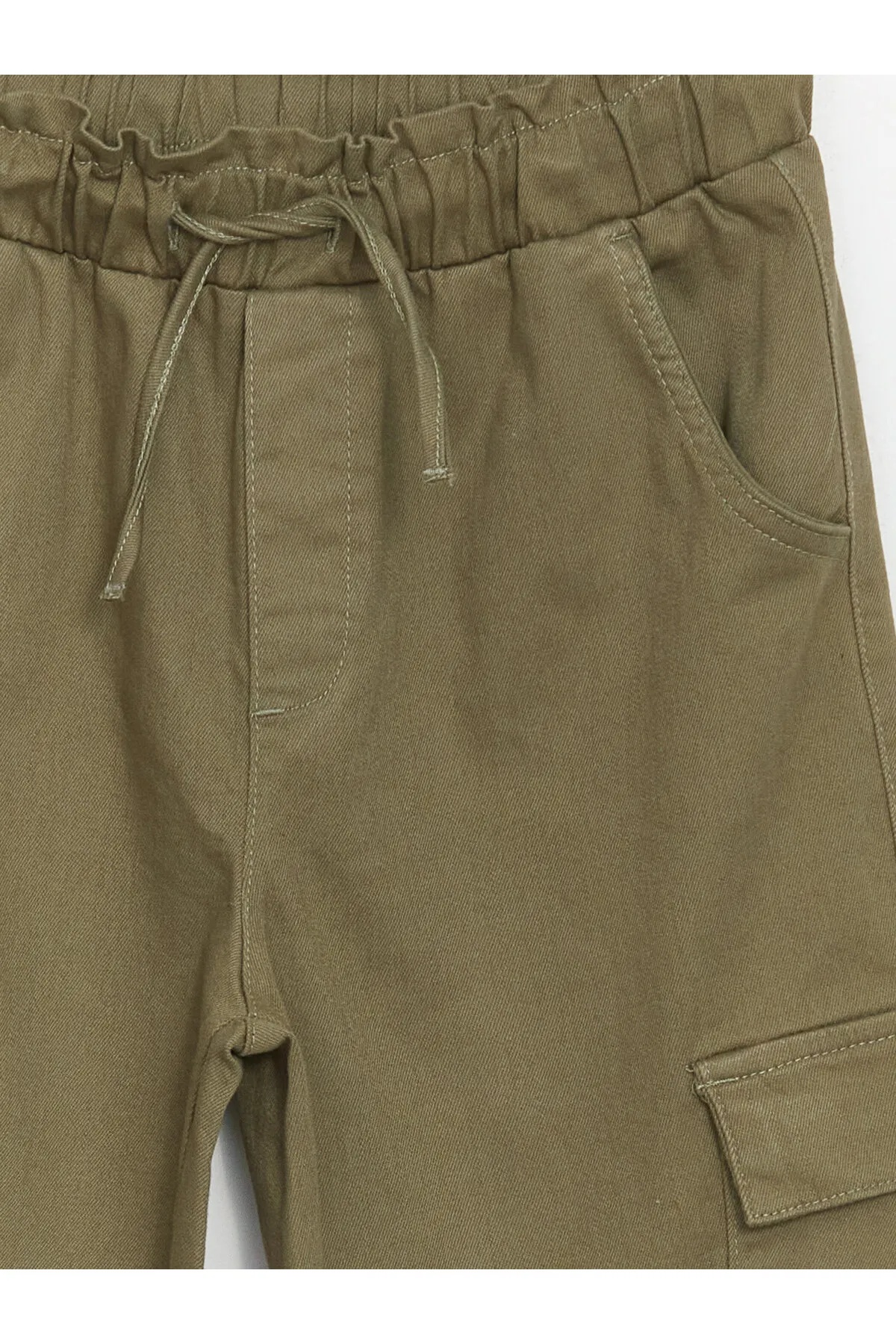 LC Waikiki  Basic-Cargohose für Mädchen mit elastischem Bund