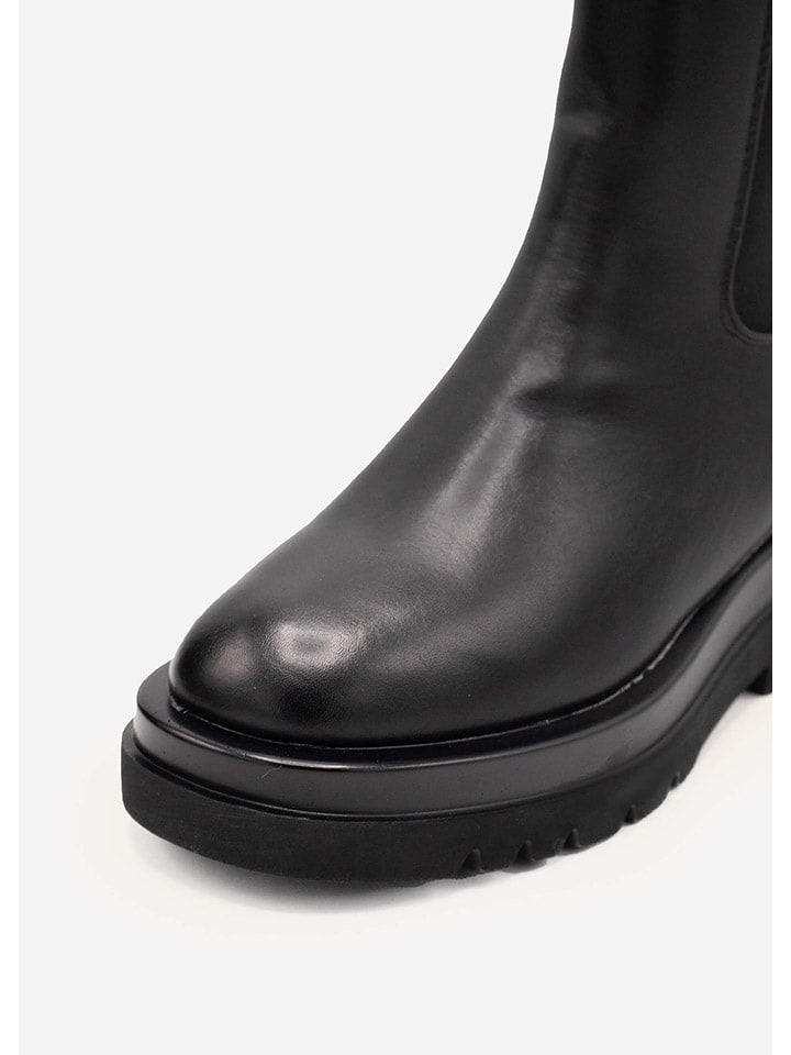 SASSYCLASSY Boots in Schwarz günstig kaufen