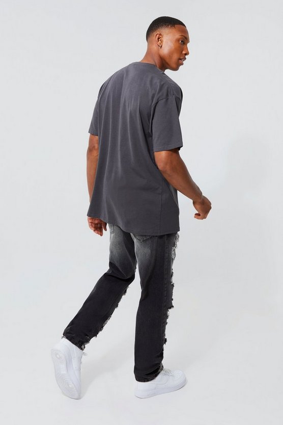 Gerade Jeans mit extremen Rissen