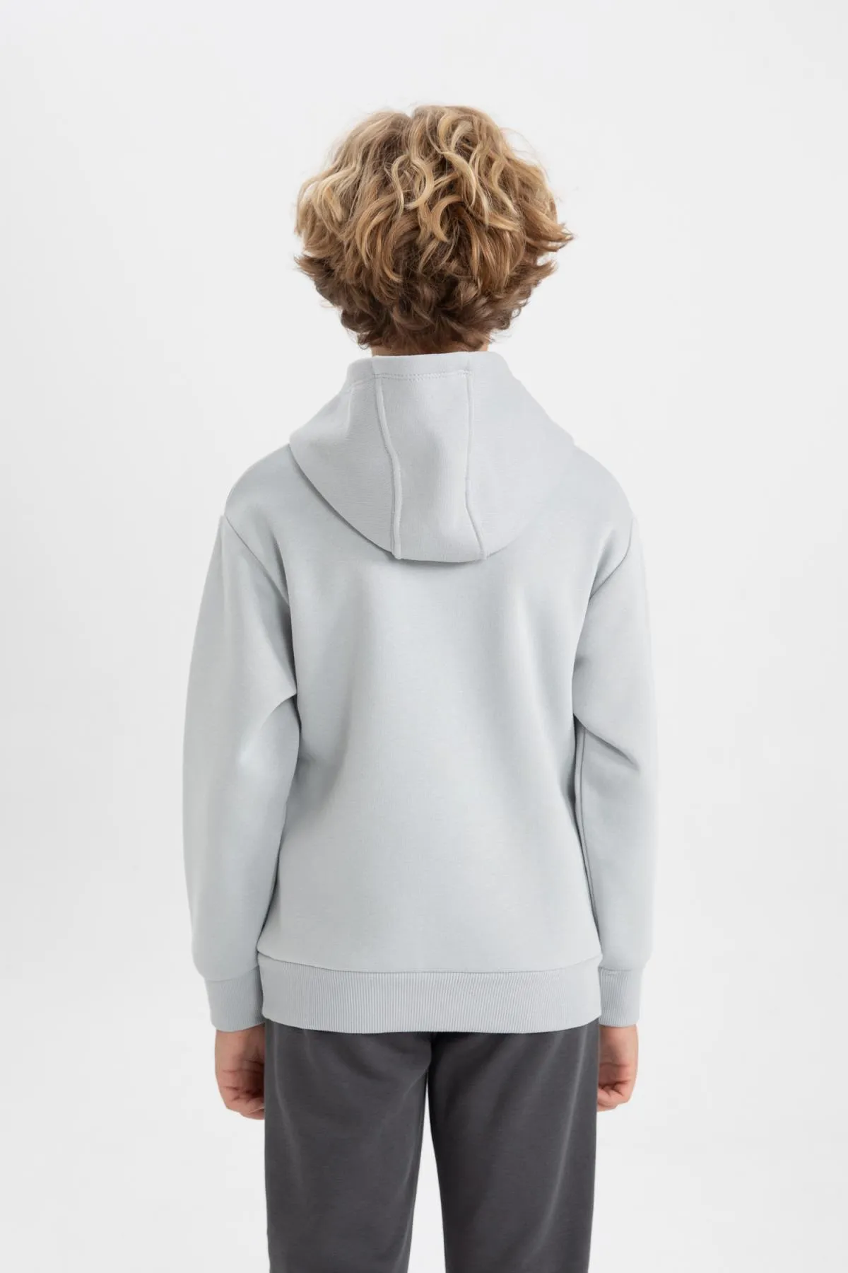 DeFacto  Dickes Kapuzen-Sweatshirt mit regulärer Passform für Jungen