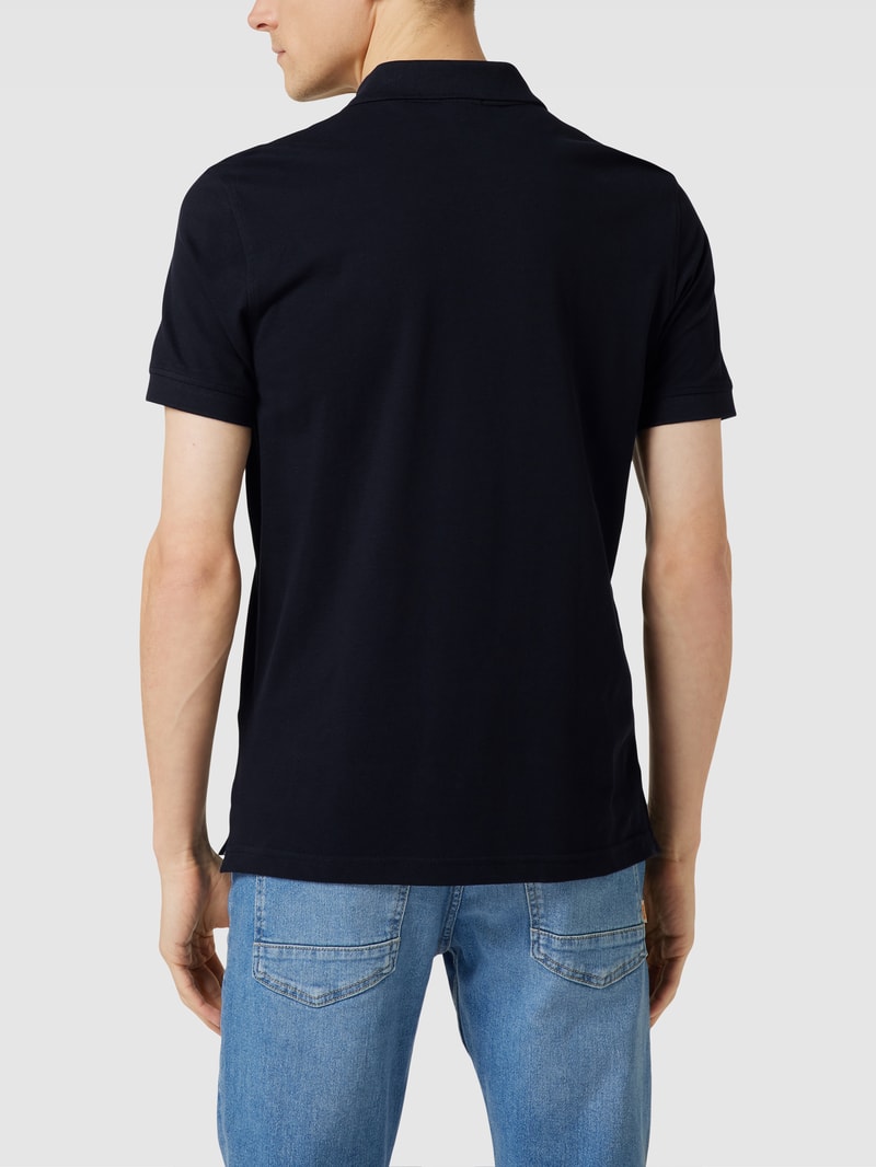 Poloshirt mit Label-Stitching in marineblau
