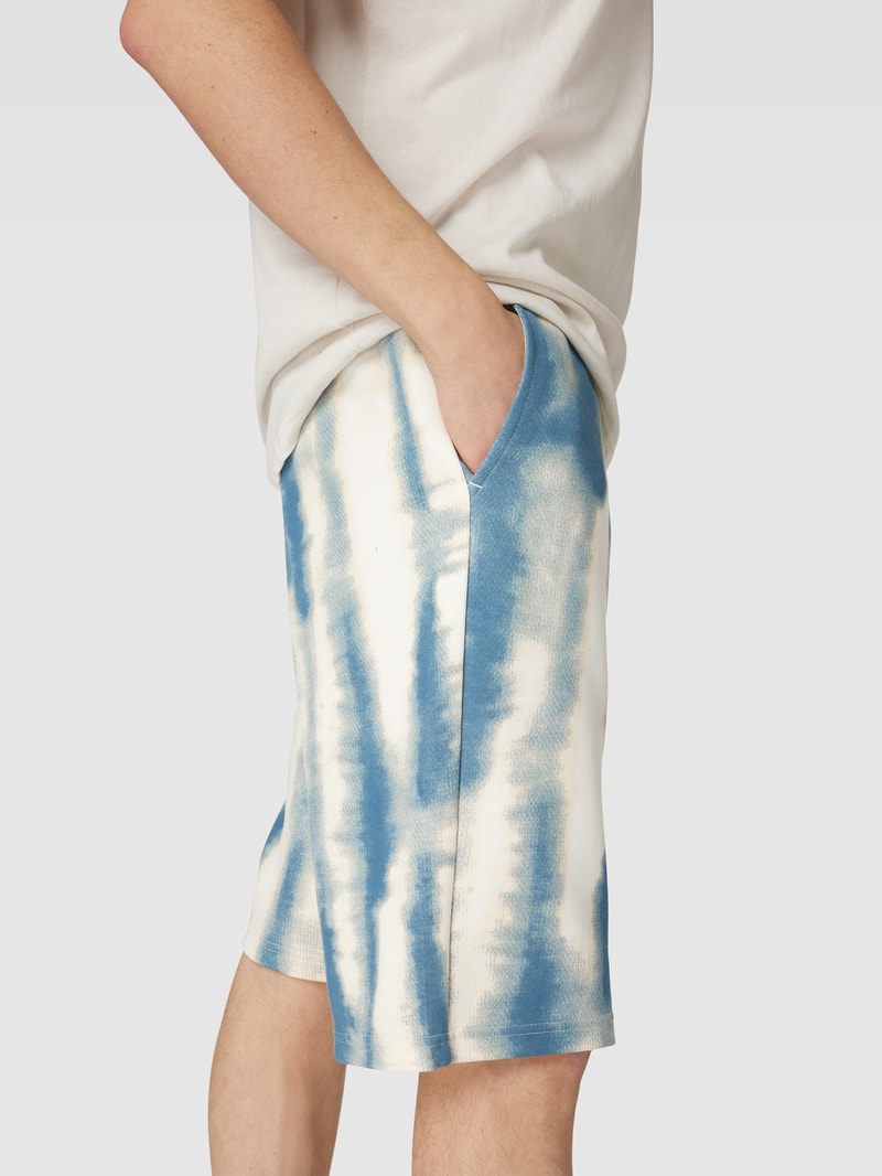 Shorts mit Farbverlauf Modell 'CASARES' in dunkelblau