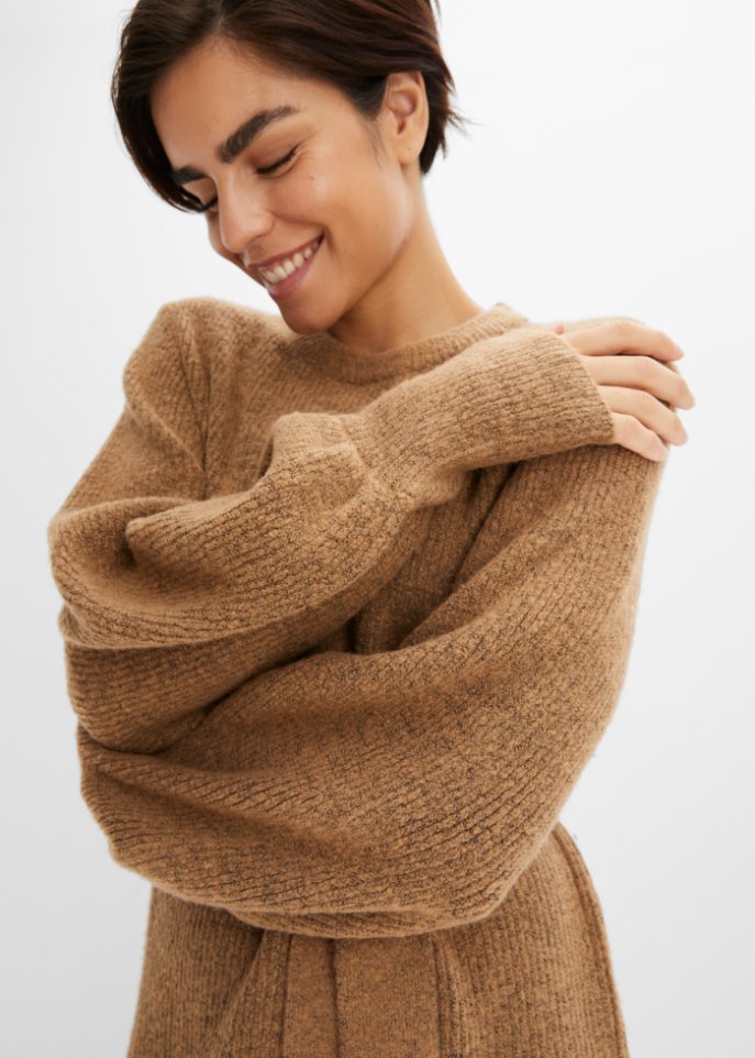 Strickkleid mit Ballonärmeln