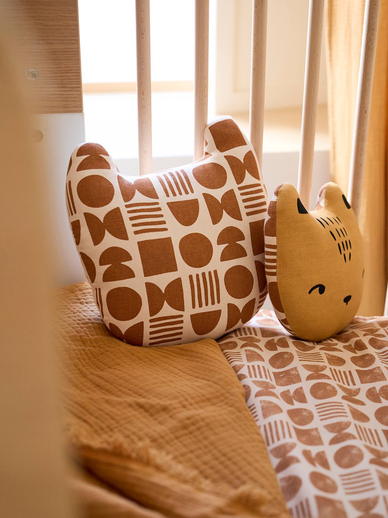 Vertbaudet 3er-Set Kinderzimmer Kissen ETHNIC - zimt