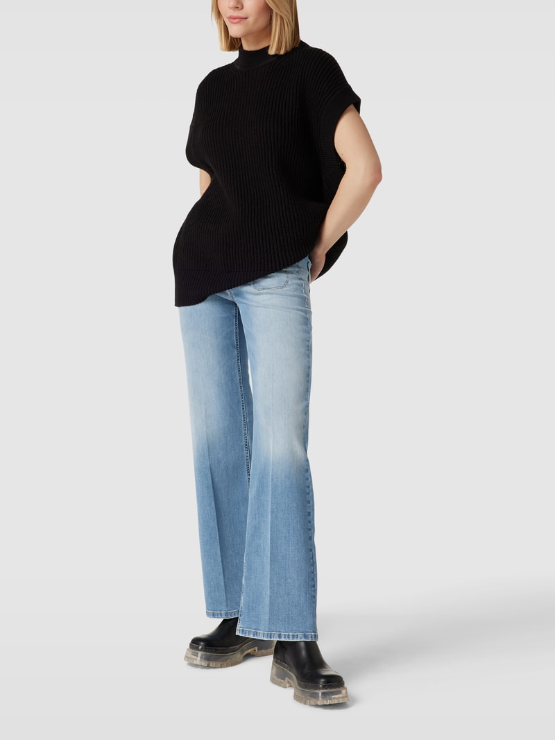 Bootcut Jeans mit Label-Detail Modell 'TESS' in hellblau