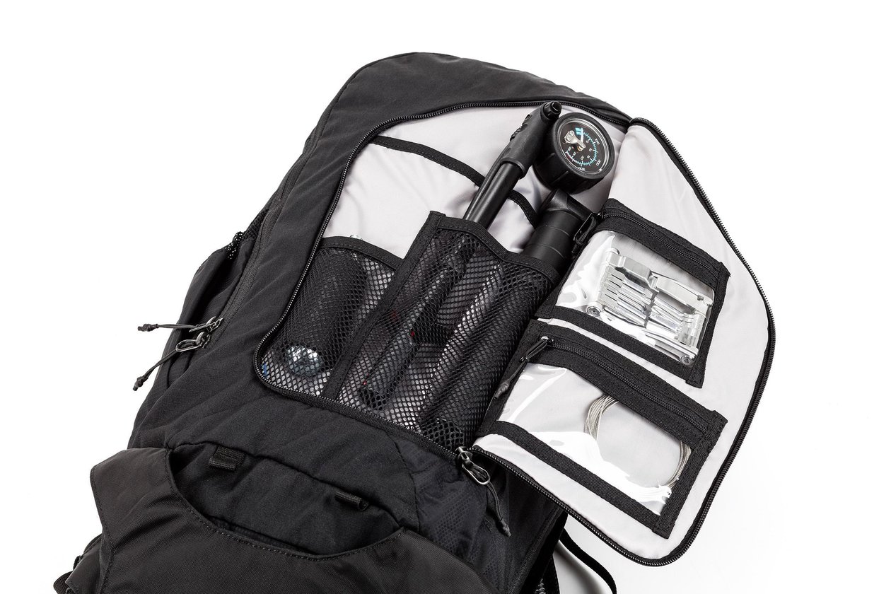 Cube Rucksack EDGE TRAIL