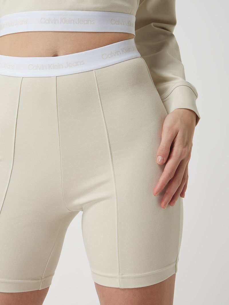 Radlerhose mit Logo-Bund  in offwhite