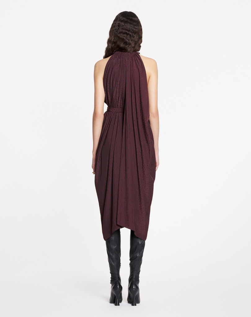 ROBE FLUIDE ASYMÉTRIQUE CEINTURÉE