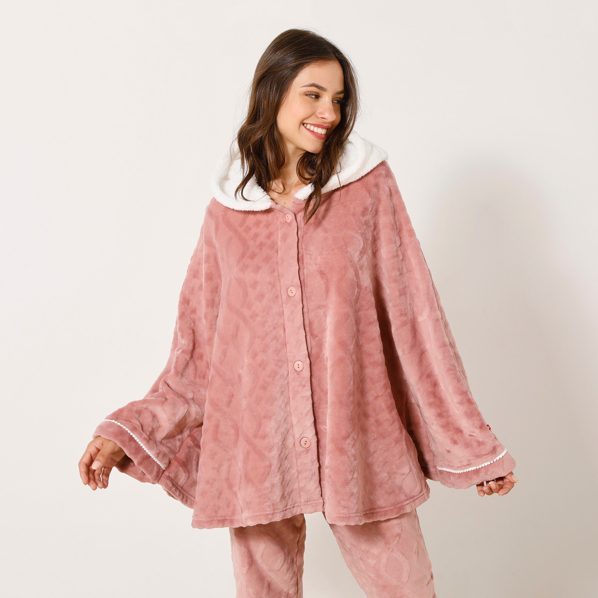 Poncho lama maille polaire texturée, toucher peluche