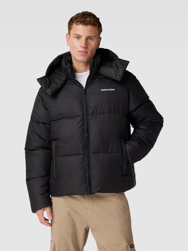 Steppjacke mit Kapuze Modell 'MARGO' in schwarz