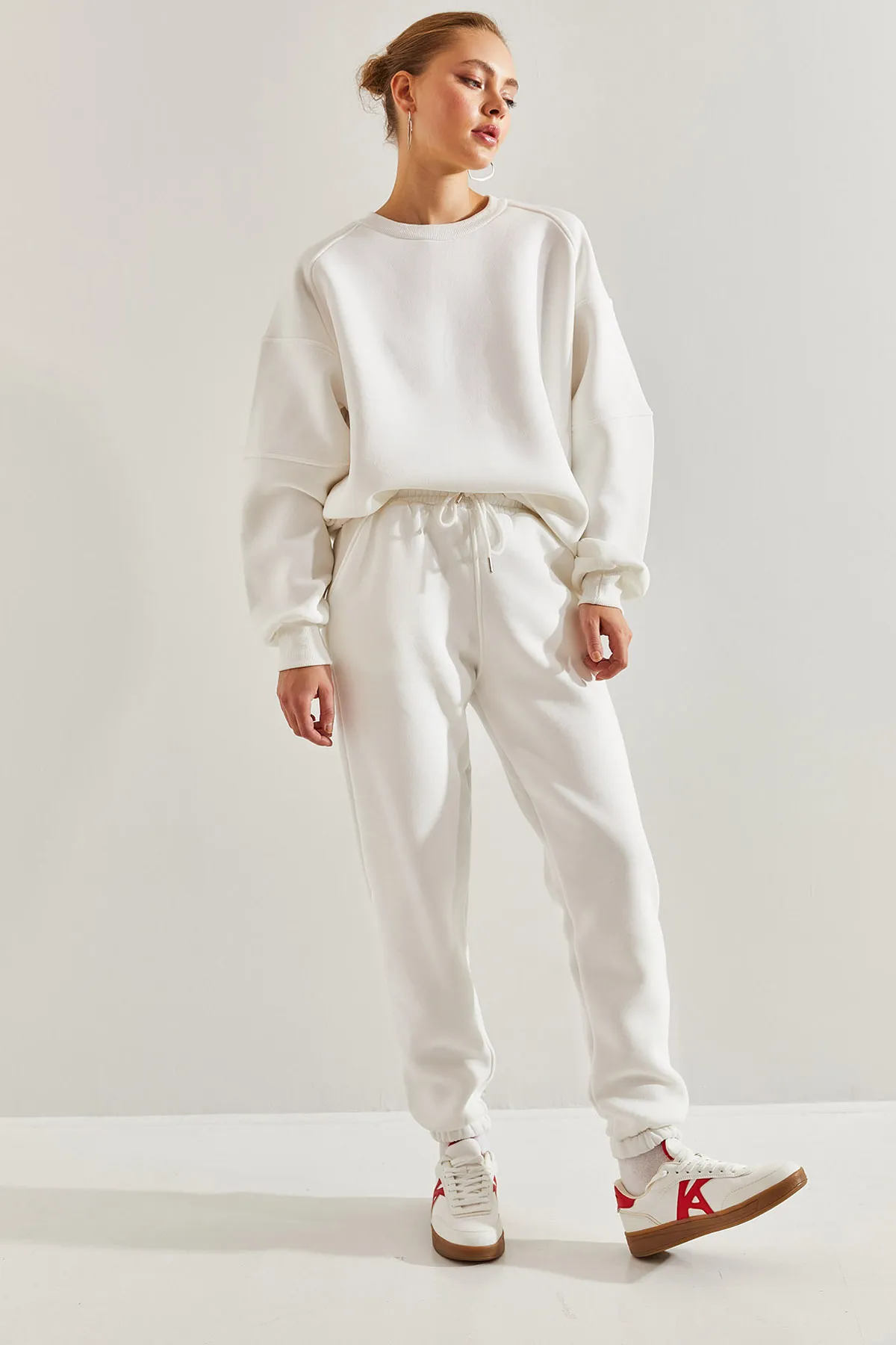 Bianco Lucci  Set aus Oberteil und Unterteil mit drei Fäden und Raglanärmeln für Damen