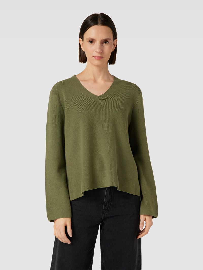 Strickpullover mit abgerundetem V-Ausschnitt in olivgrün