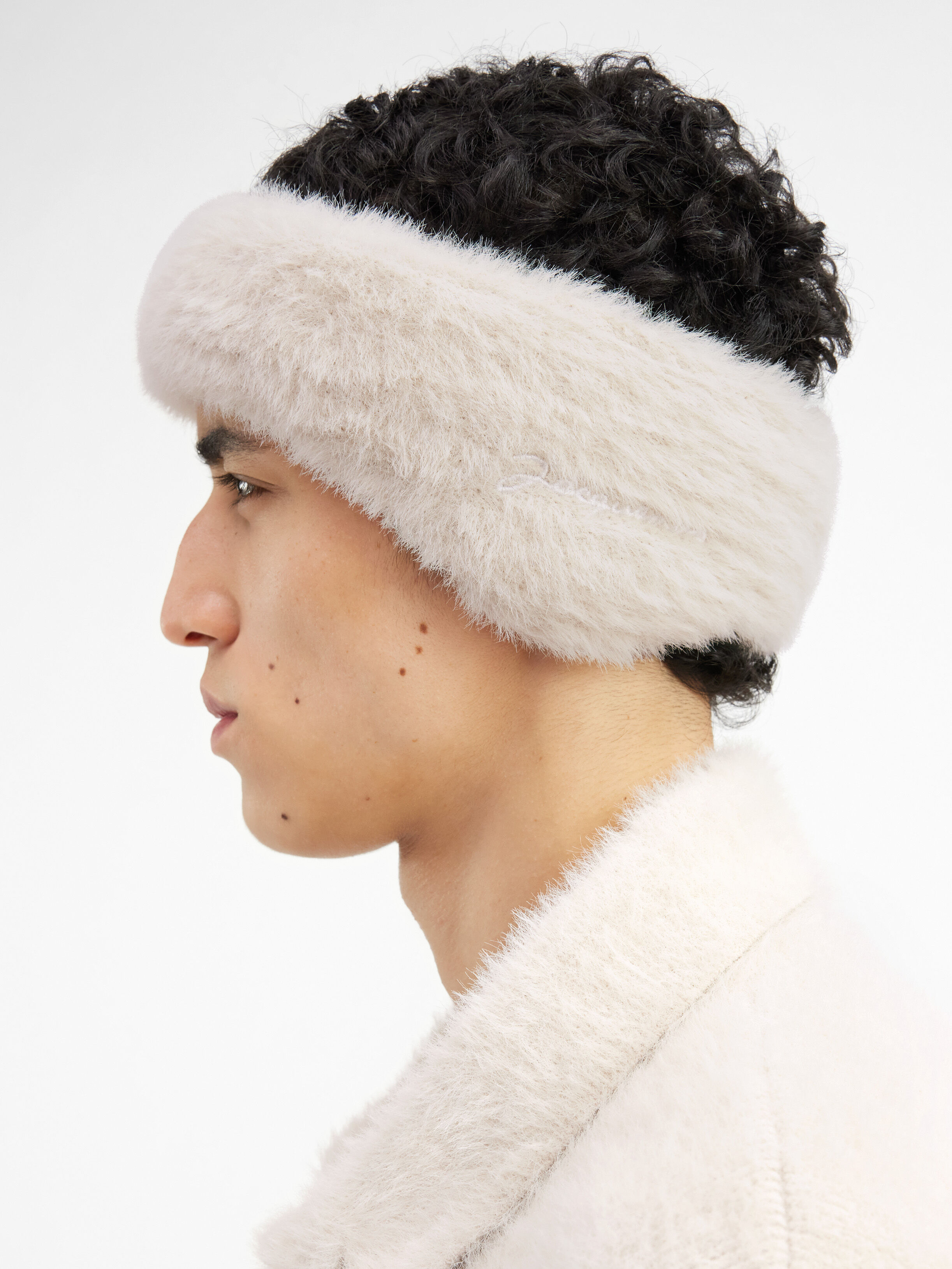 Le bandeau Neve