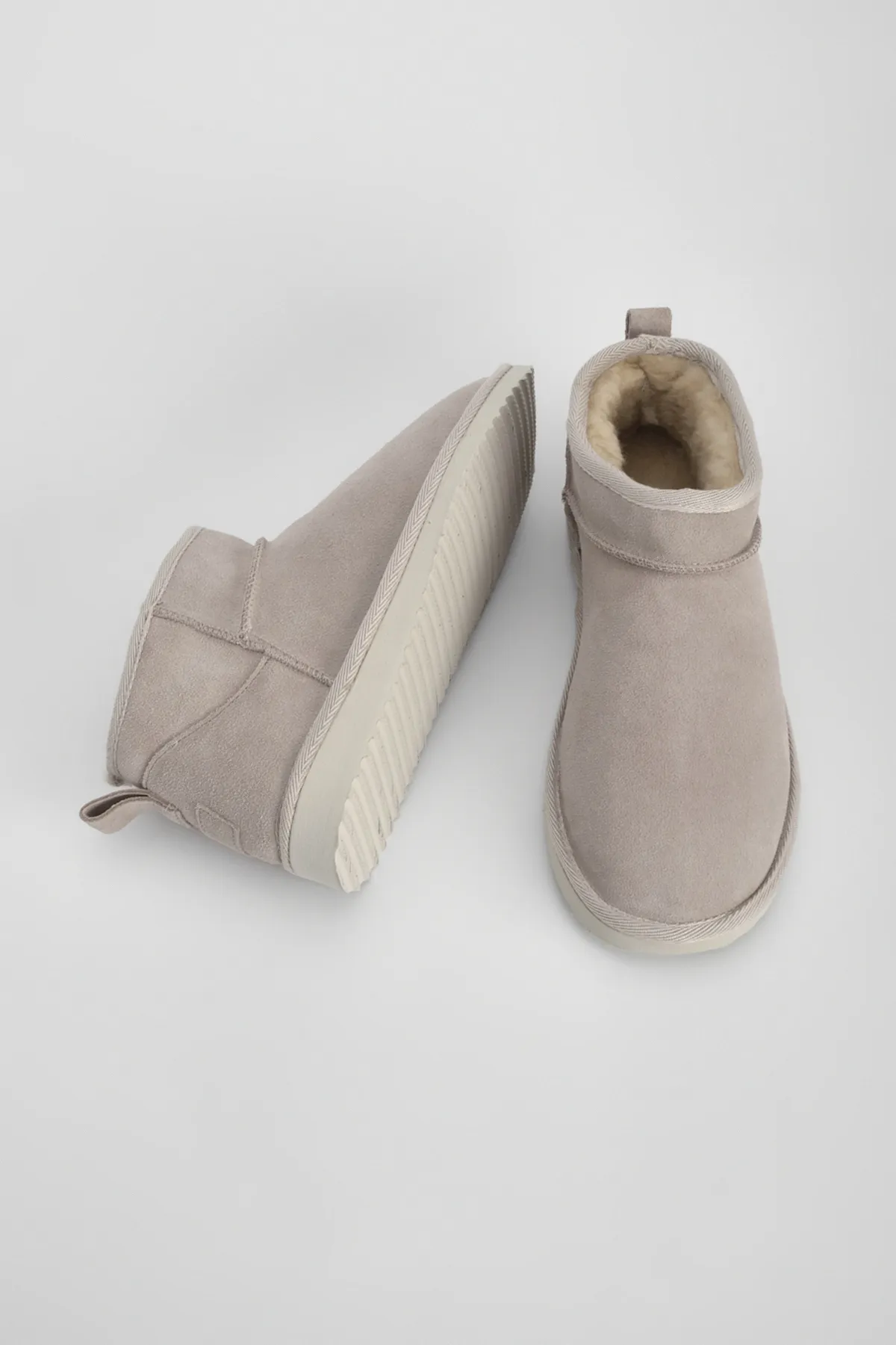 Marjin  Damen Stiefeletten aus echtem Leder mit Fell innen, Minigröße Rolen, Beige Wildleder