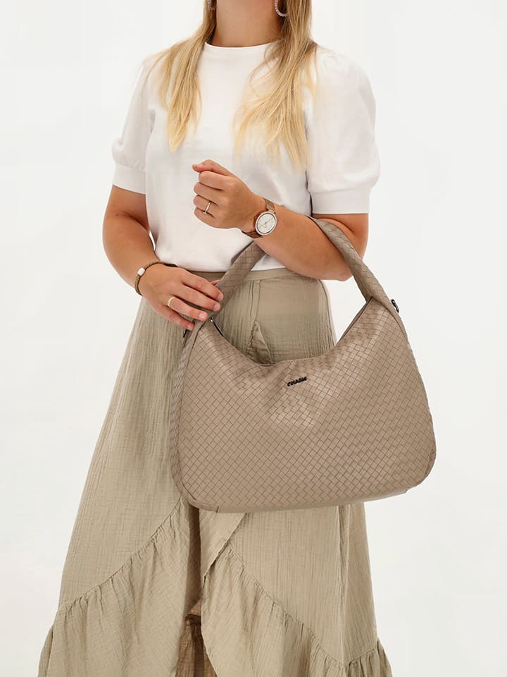 Charm Shopper 