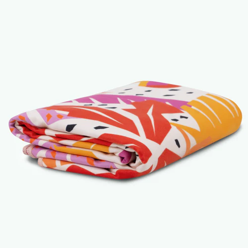 Pirae - Pink rectangular microfiber towel