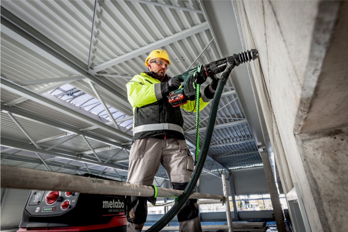 Metabo 600752840 KHA 18 LTX BL 40 Akkukäyttöinen yhdistelmävasara SDS-max 8.6 J 18V ilman akkuja ja laturia 600752840