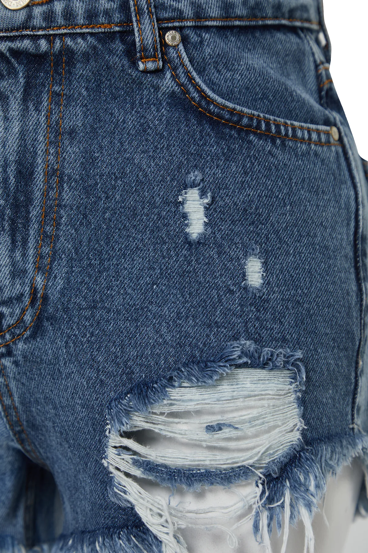 Trendyol Collection  Dunkelblauer Denim-Farbblock-Denim, 100 % Baumwolle, Shorts und Bermuda TBESS22SR0391