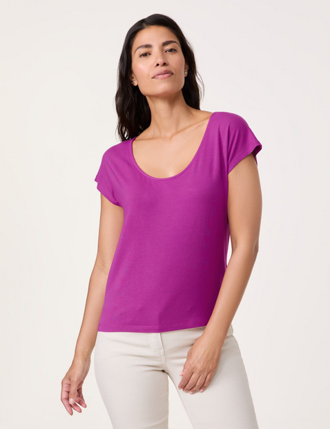 Figurumspielendes T-Shirt mit rundem Ausschnitt