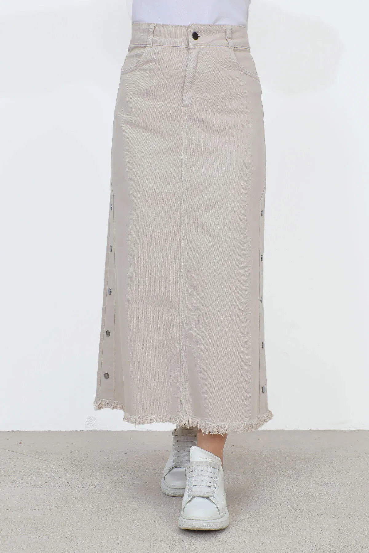 Tesettür Dünyası  Jeansrock mit ausgestellten Seiten TSD22019 Beige