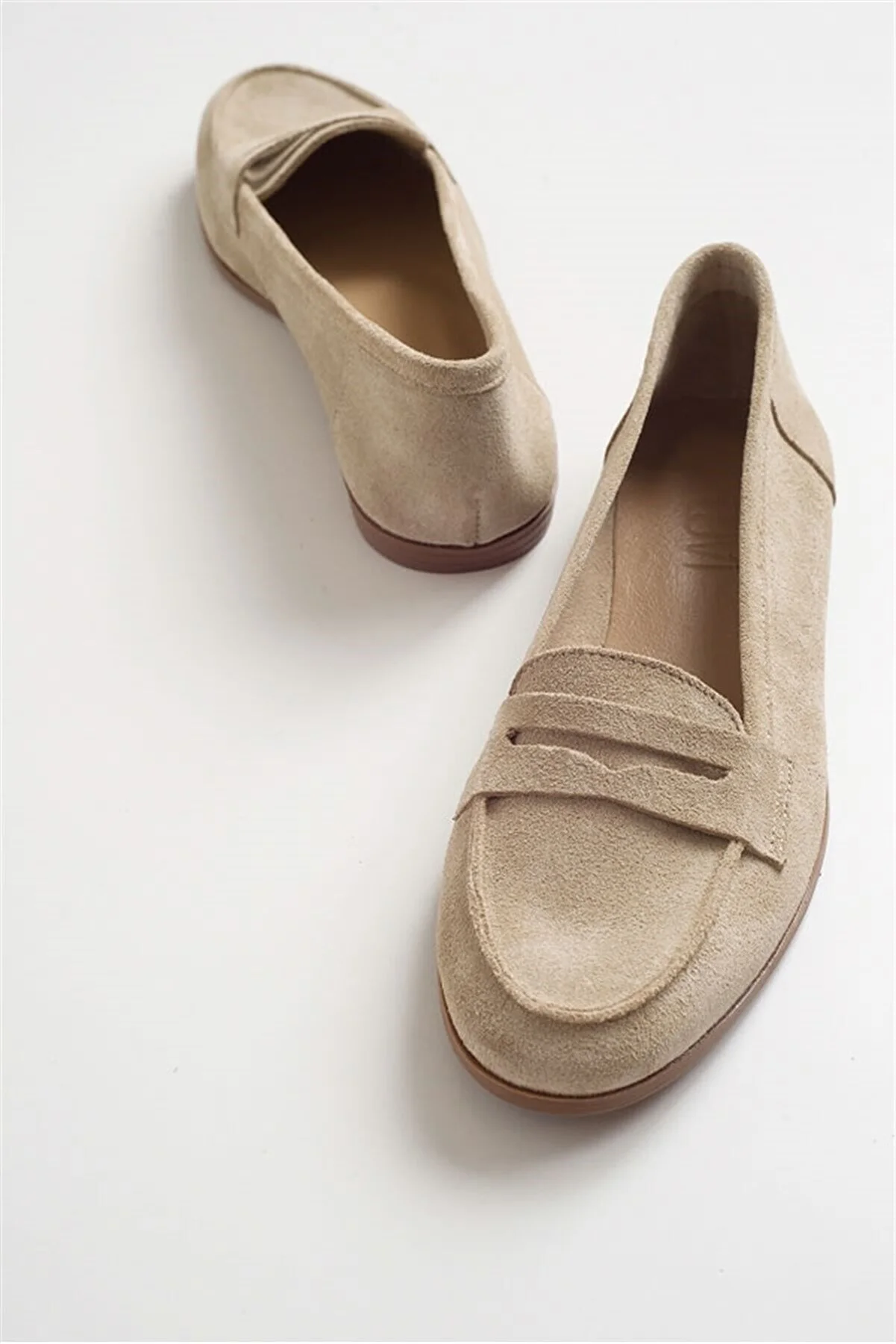 LuviShoes  F02 Damen-Ballerinas aus beigem Wildleder