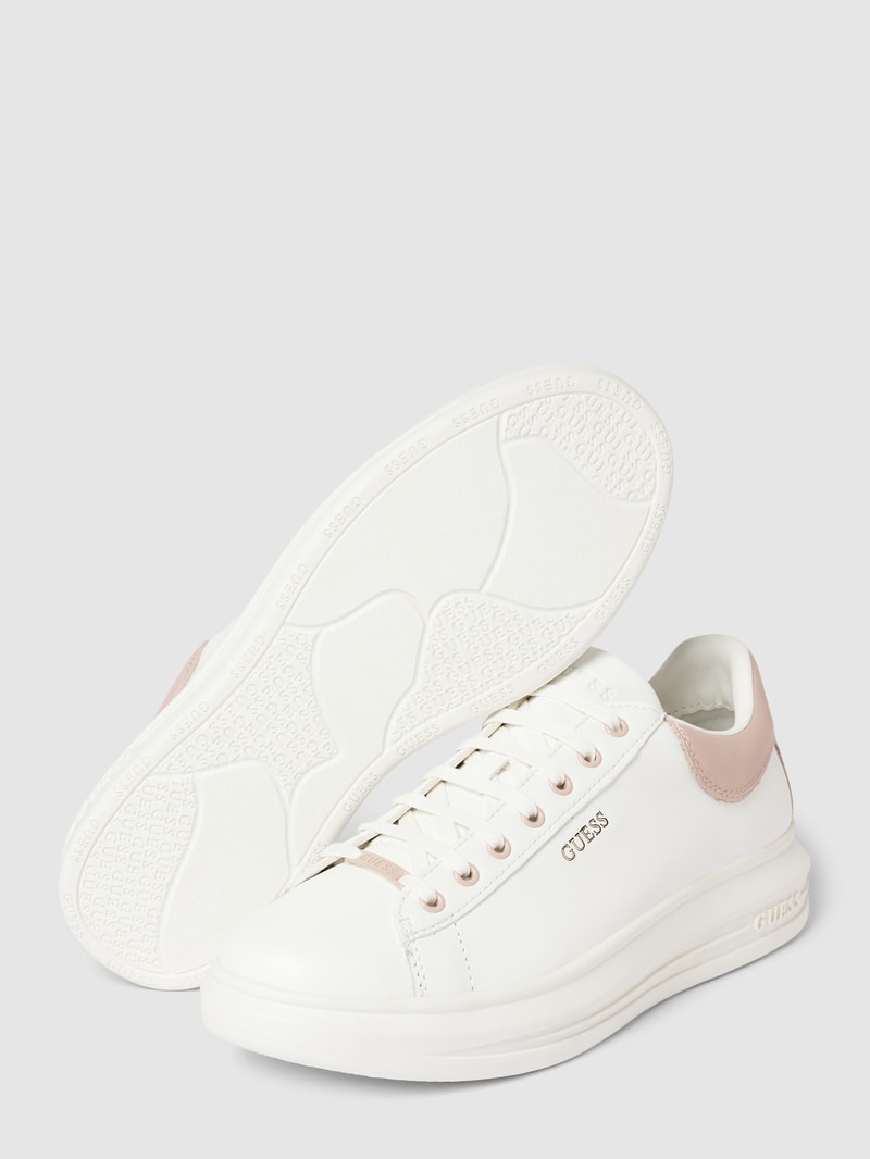 Sneaker mit Label-Print Modell 'VIBO' in weiß