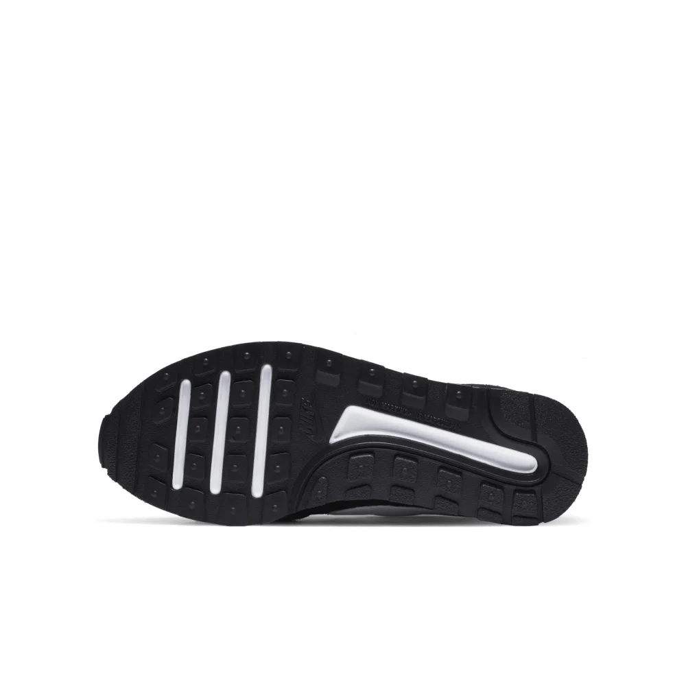 Nike MD Valiant CN8558-002 / schwarz