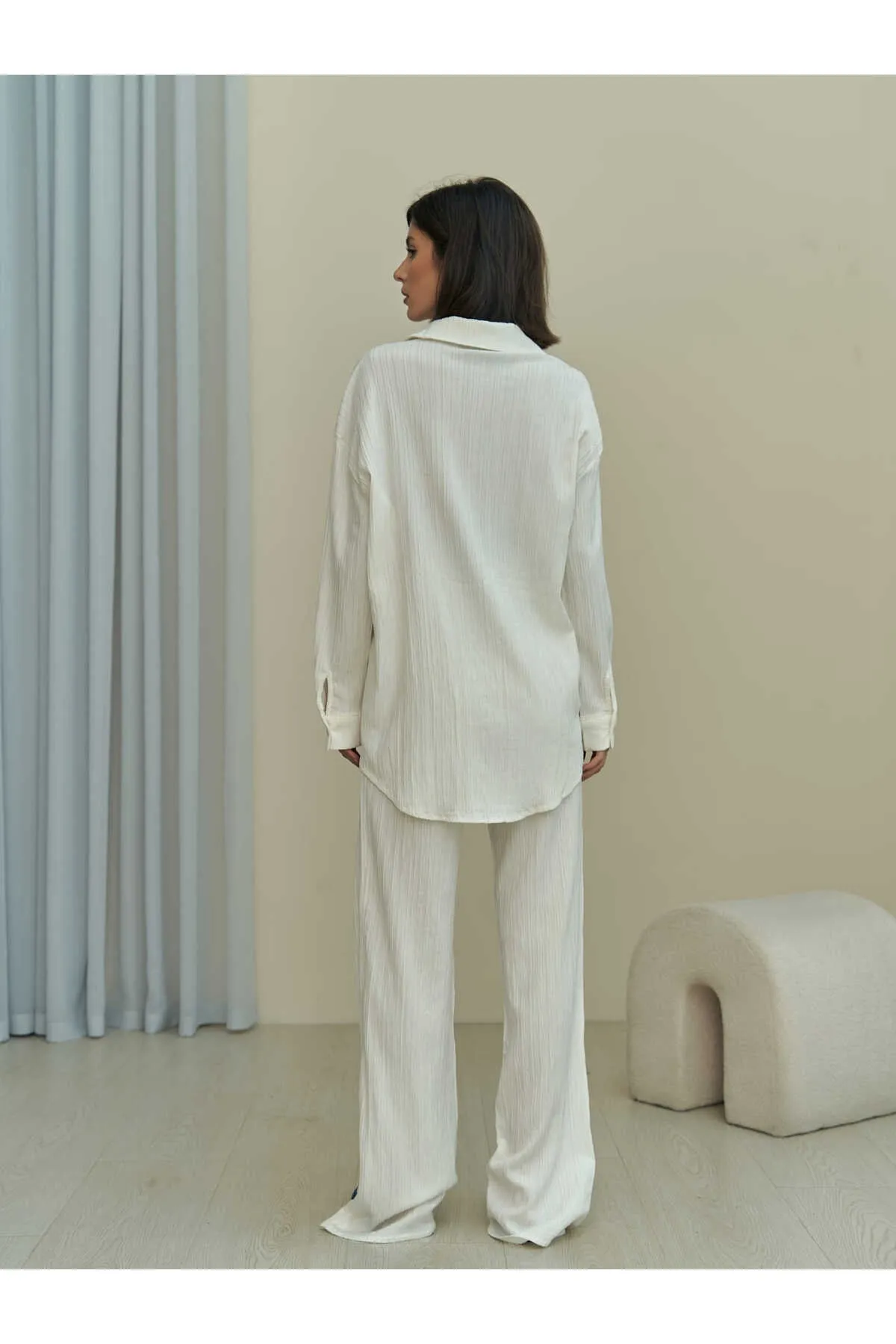 MCLLCTN  Weißes Hemd-Hosen-Set „London“.
