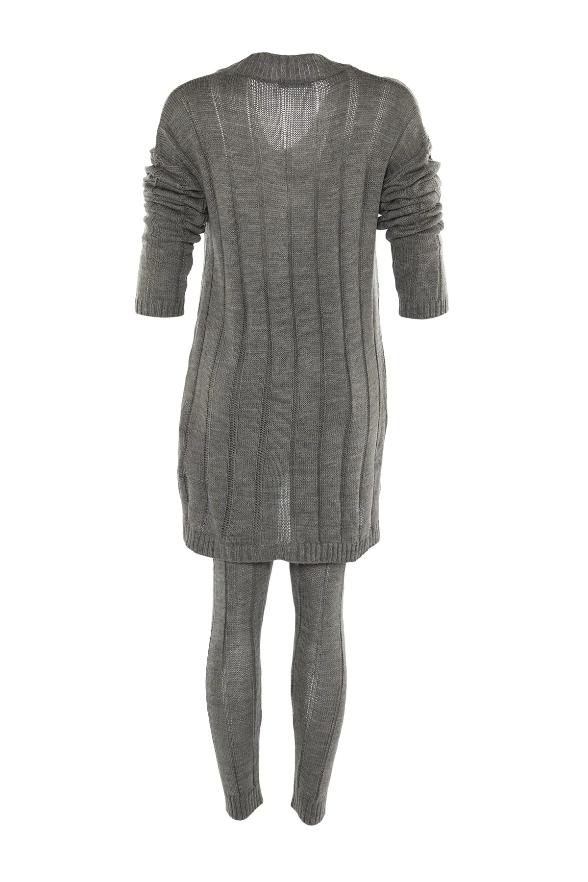 Trendyol Collection  Graues Oversize-Pullover-Hose mit V-Ausschnitt, Strickoberteil und -unterteil-Set TWOAW22AU0229