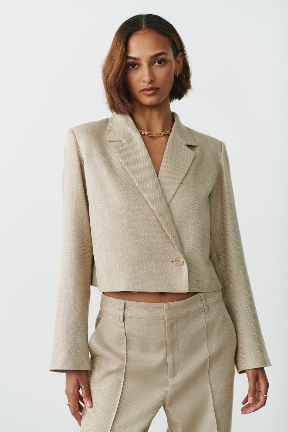 Cropped texture blazer