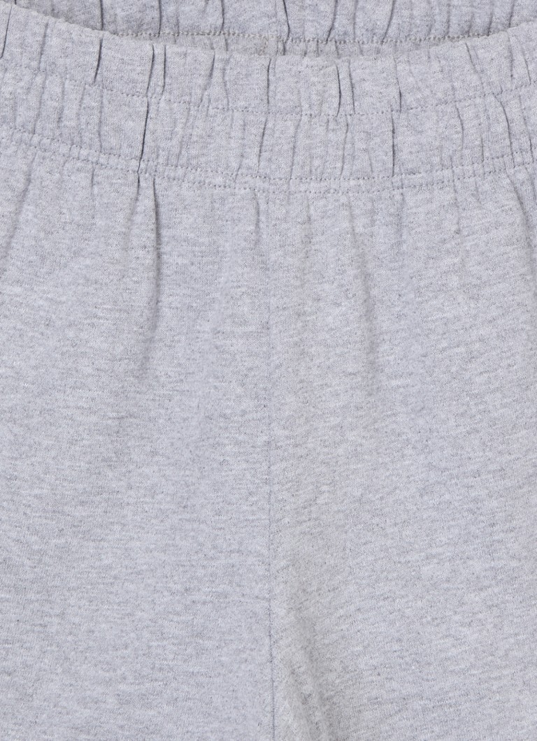 Pantaloni de trening slim fit de la The North Face, cu logo brodat.