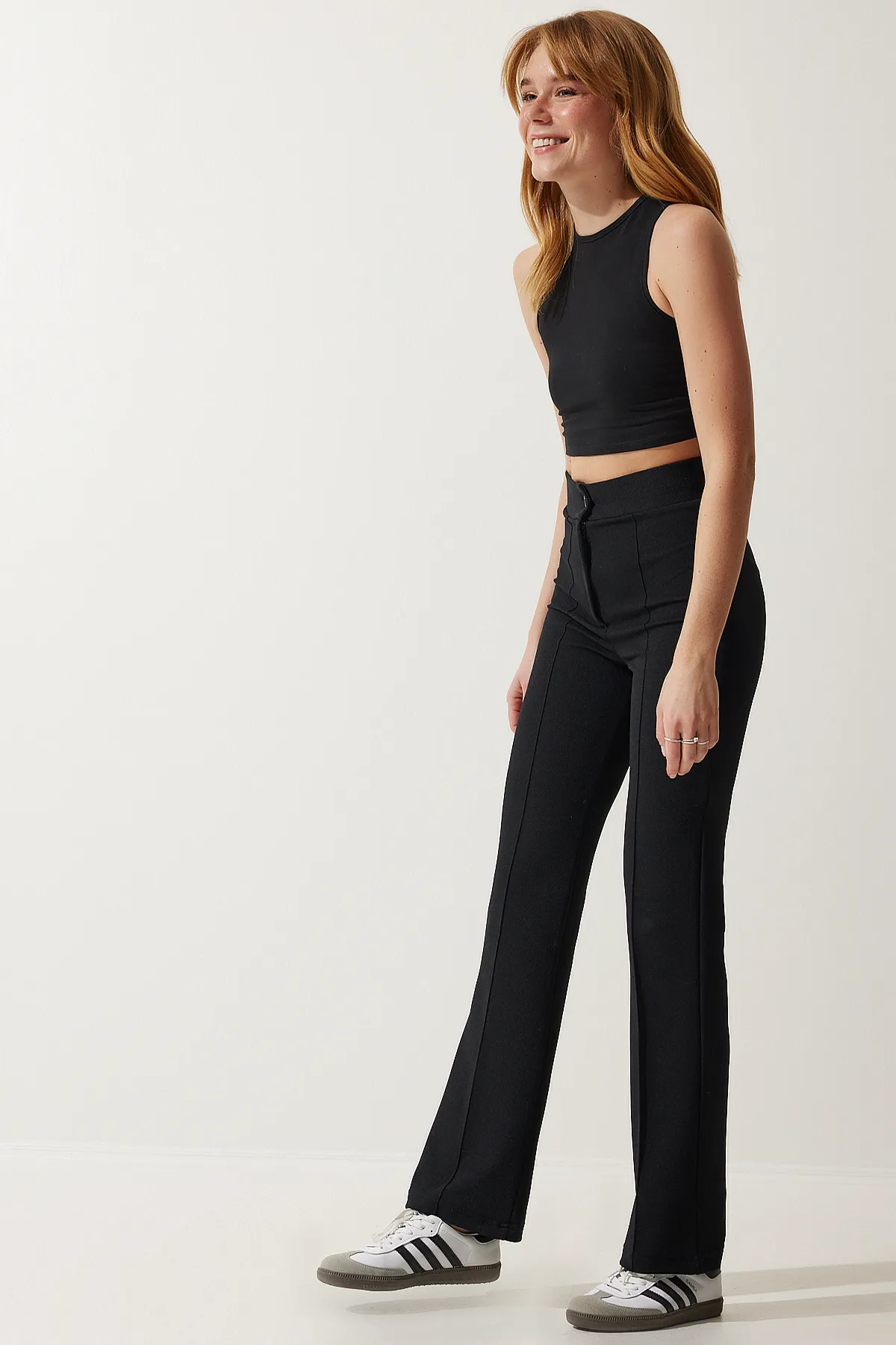 Happiness İstanbul  Schwarze bequeme Strickhose aus Lycra mit hoher Taille für Damen RV00090