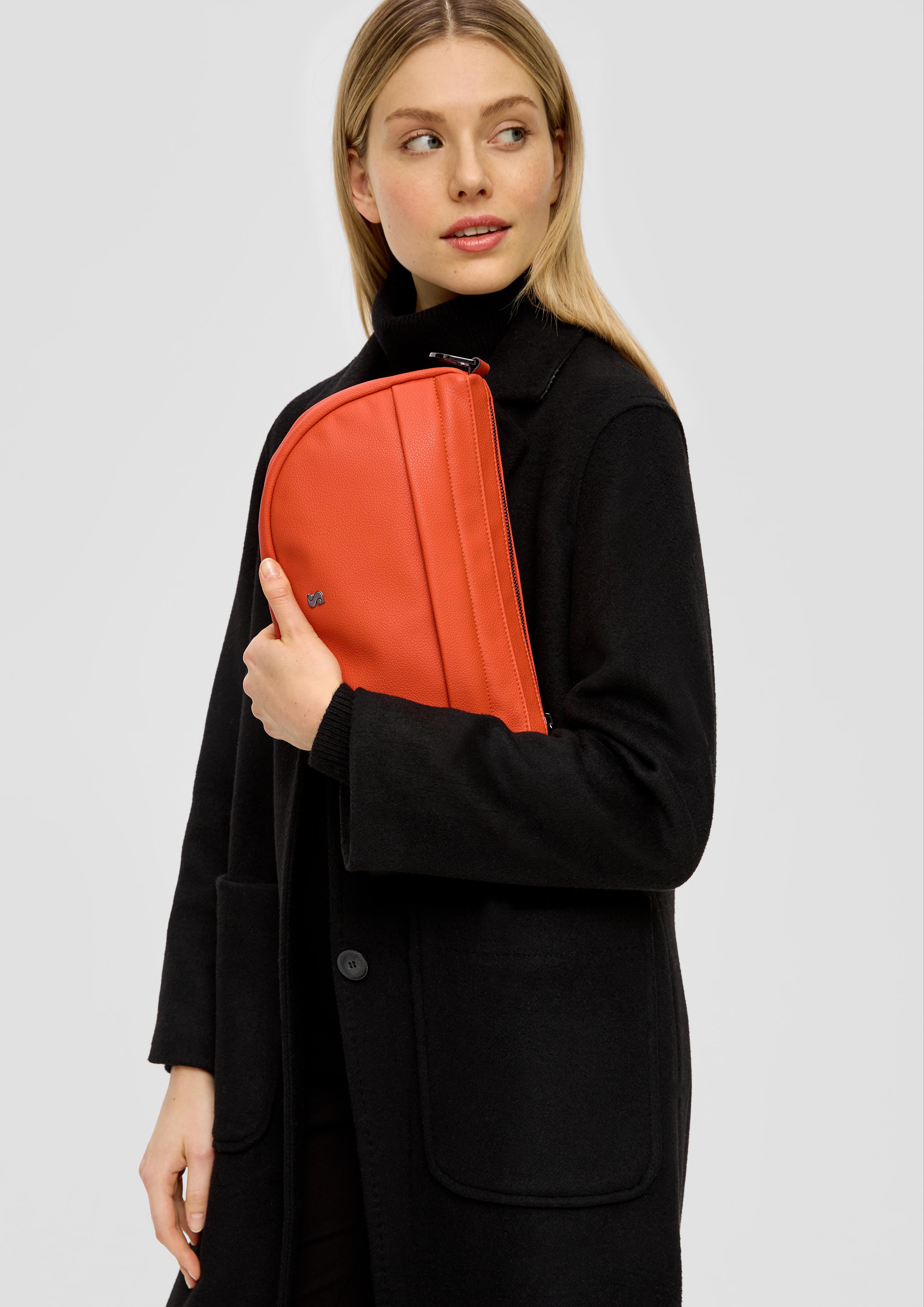 Crossbody-Bag in Leder-Optik  2139605-2504