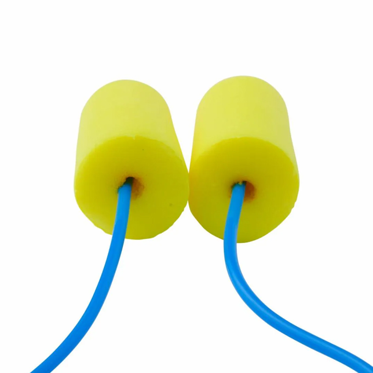 3M 6.21.15.180.00 Měkké špunty do uší se šňůrkou Balení po 200 kusech