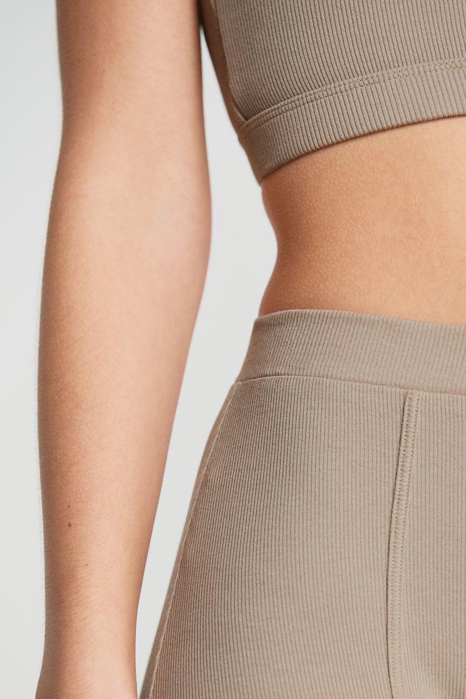 Mindy high waist hotpants