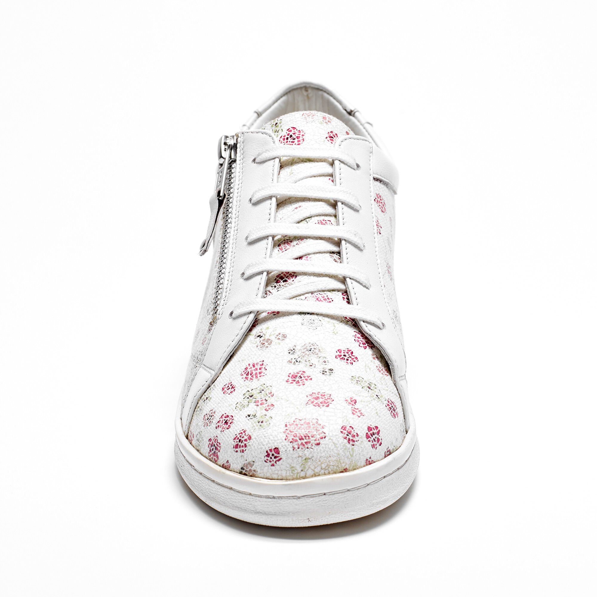 Tennis zippées en cuir perforé