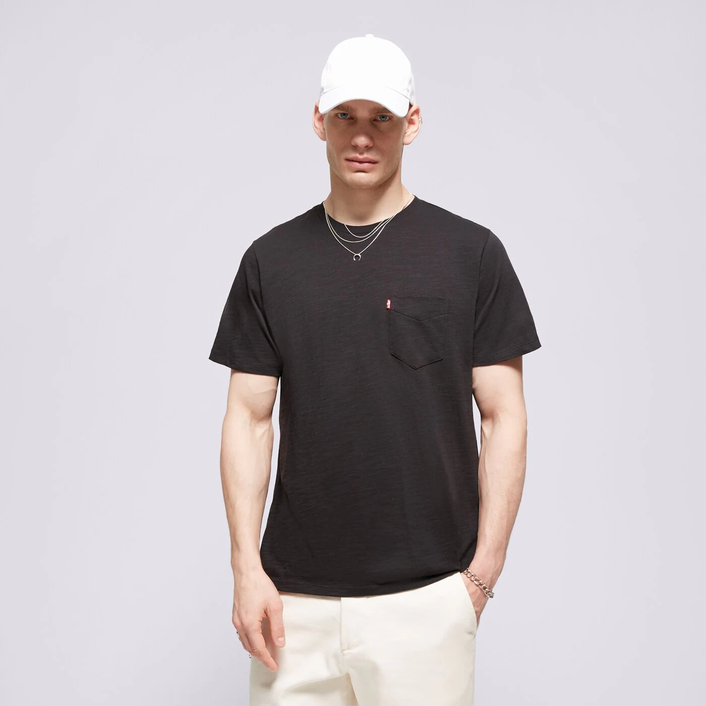 LEVI'S T-SHIRT SS CLASSIC POCKET TEE BLACKS Schwarz