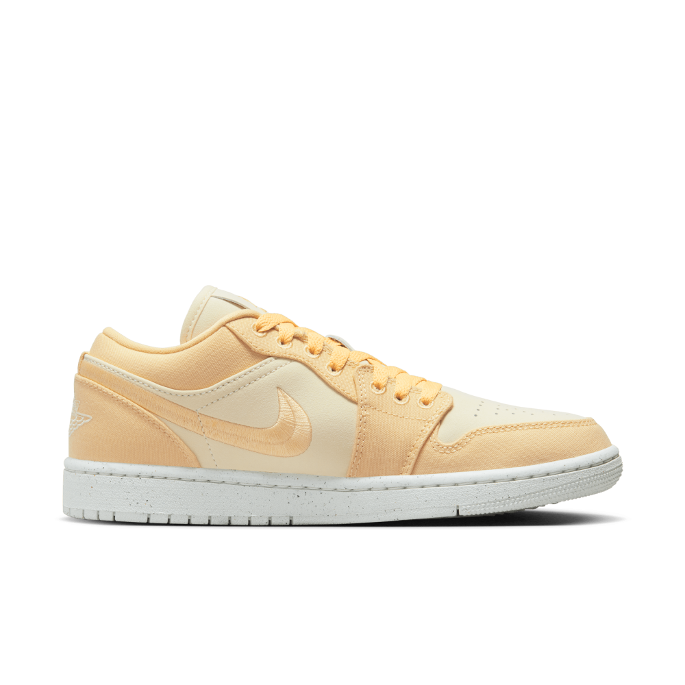 NIKE JORDAN 1 Low Air WMNS Jordan SE DV0426-200 / orange