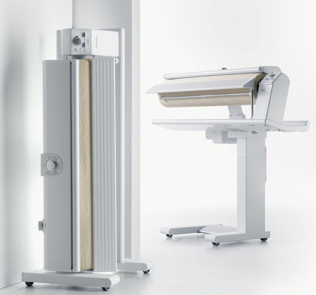 Miele Bügelmaschine B 995 D, 2550 W, Walzenbügler