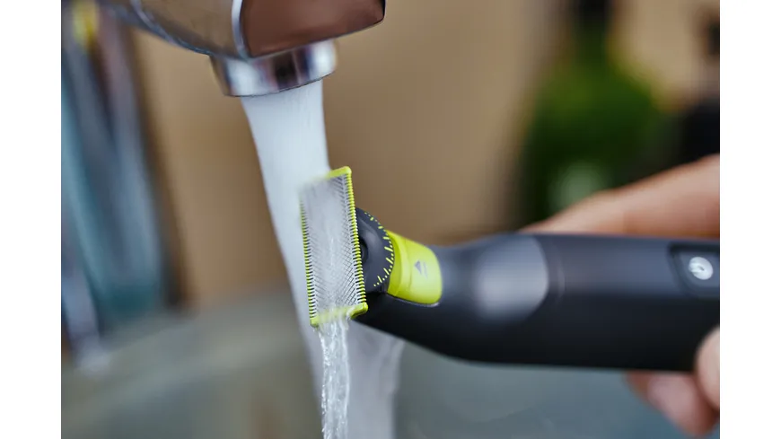PHILIPS Rasierer OneBlade Pro Face + Body