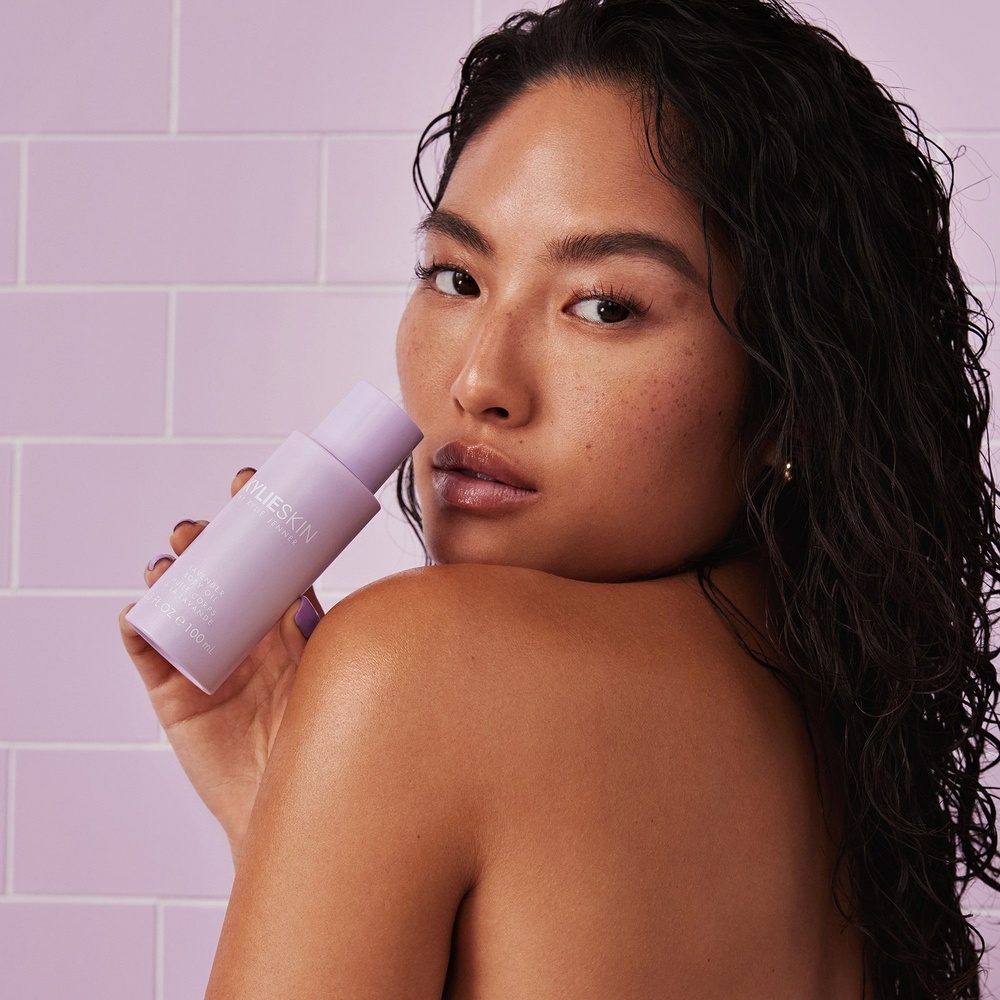kylie by kylie jenner Kylie Skin Huile Corps à la Lavande Huile Corps à la Lavande