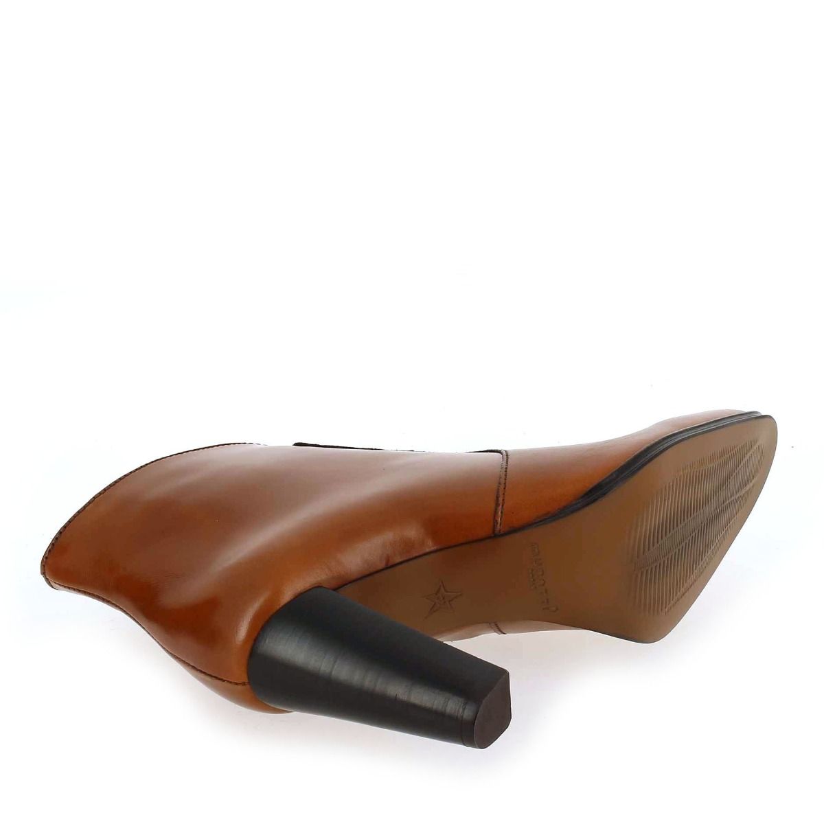 Muratti  ABRIL T0068A - Cognac