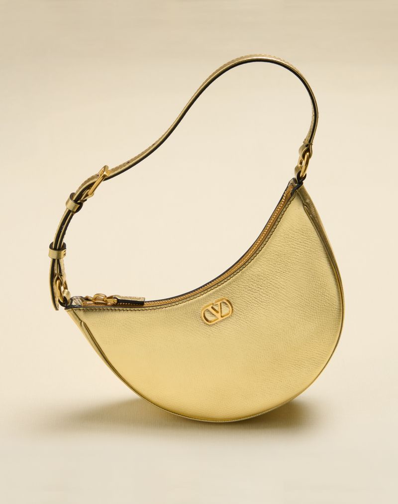 Mini Borsa Hobo VLogo Signature In Vitello Granato Laminato