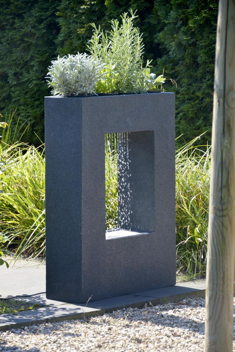 dobar Großer Design-Gartenbrunnen mit LED´s rechteckig