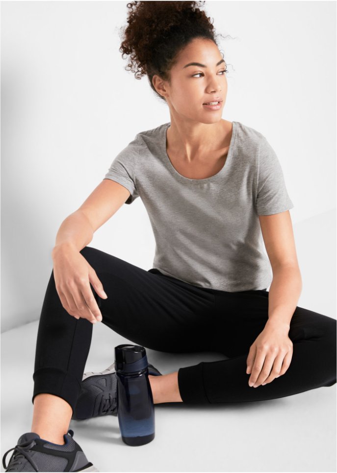 Jogginghose mit Cargotaschen, knöchelfrei