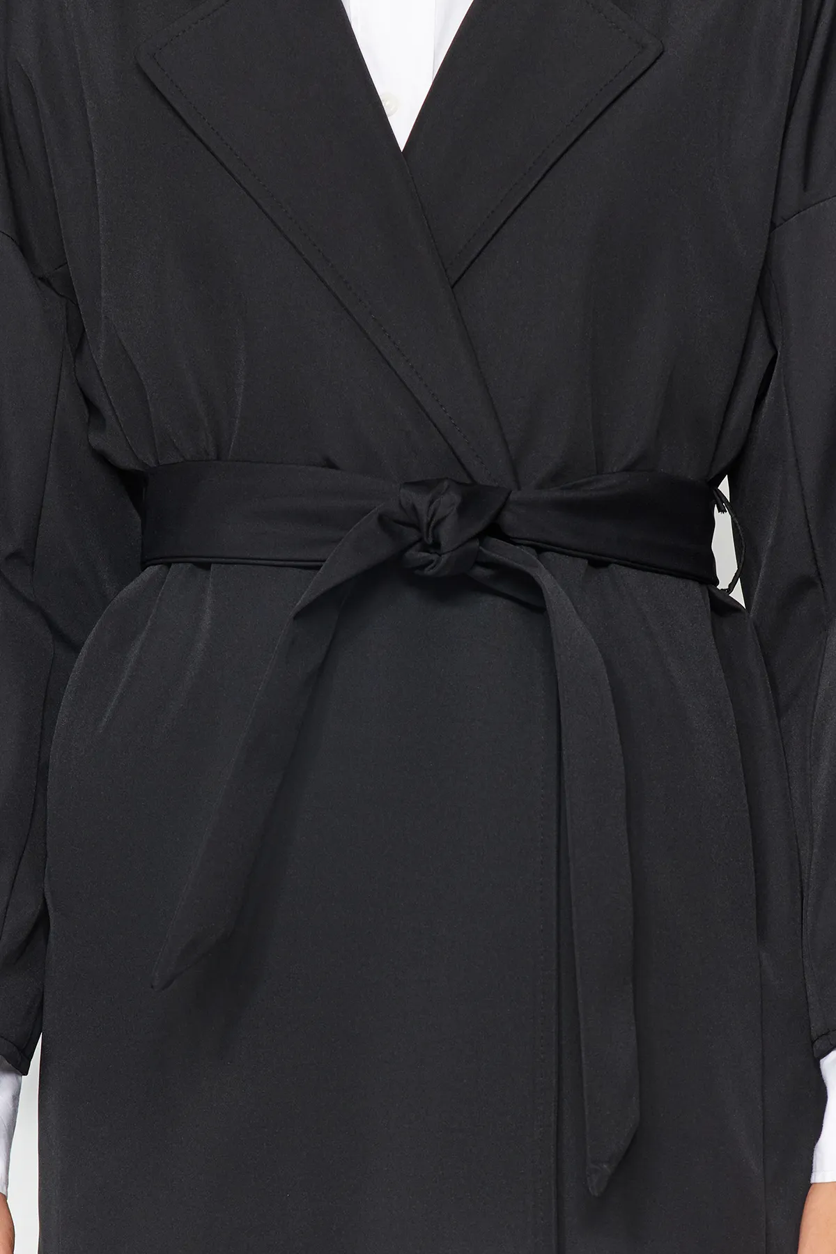 Trendyol Collection  Schwarzer wasserabweisender langer Trenchcoat TWOAW24TR00019