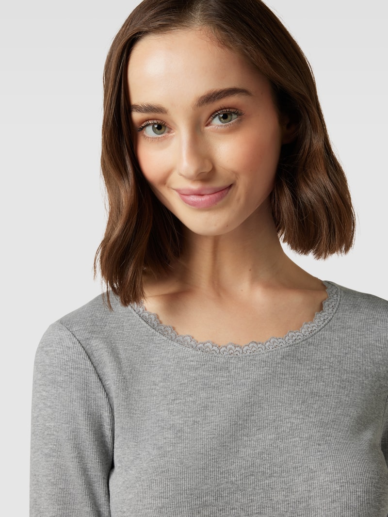Longsleeve mit Rundhalsausschnitt in silber meliert