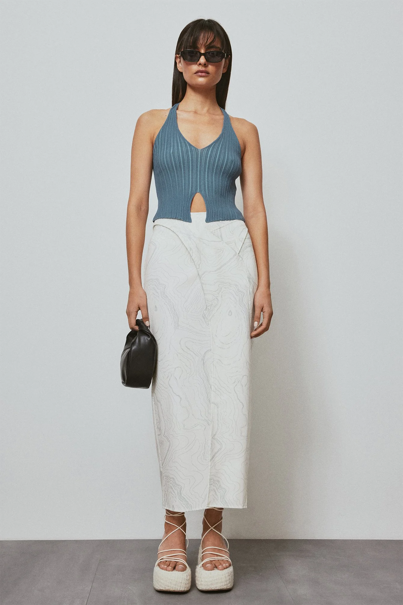 Geripptes Neckholder-Top