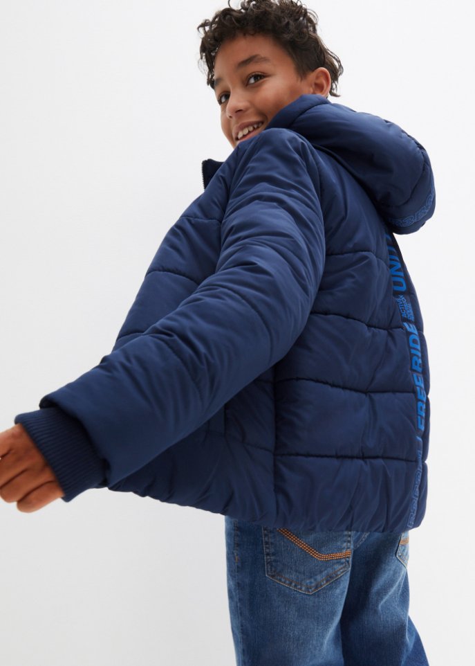 Jungen Winterjacke mit sportlichen Tapes